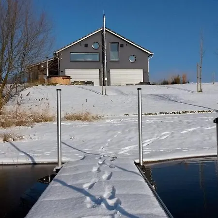 Apartment Holiday House House On Muehlfeldsee