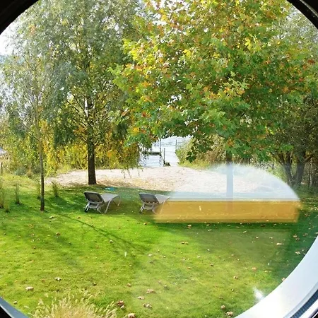 Holiday House House On Muehlfeldsee Lobnitz (Saxony)