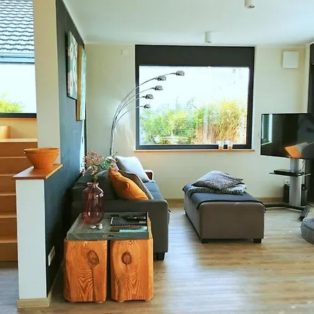 Holiday House House On Muehlfeldsee Lobnitz (Saxony)